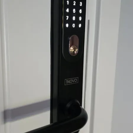 Charming Seaside Escape *