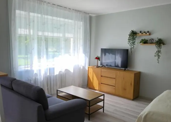 Charming Seaside Escape Апартаменты Пярну